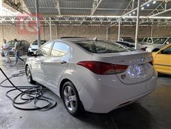 هیوندای ئەلەنترا